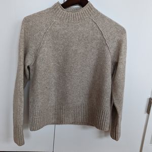 Banana Republic - Light Tan Sweater